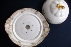 HAVILAND #24241 RIBBON BOW & BOUGH-  COVERED BUTTER DISH  .....   http://jaapiesfinechinastore.com