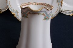 HAVILAND #24241 RIBBON BOW & BOUGH- CREAMER    .....   http://jaapiesfinechinastore.com