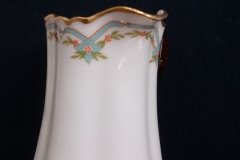 HAVILAND #24241 RIBBON BOW & BOUGH- CREAMER    .....   http://jaapiesfinechinastore.com