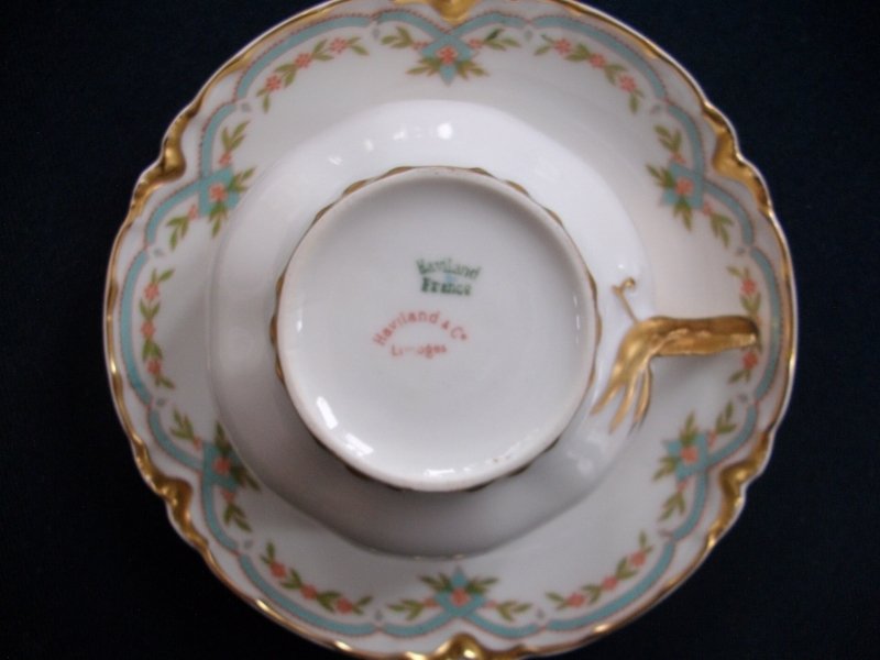 HAVILAND #24241 RIBBON BOW & BOUGH- CUP & SAUCER    .....   http://jaapiesfinechinastore.com
