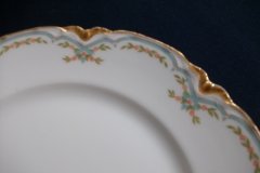 HAVILAND #24241 RIBBON BOW & BOUGH-  DINNER PLATE   .....   http://jaapiesfinechinastore.com