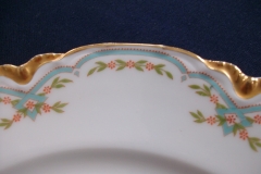 HAVILAND #24241 RIBBON BOW & BOUGH-  DINNER PLATE   .....   https://www.jaapiesfinechinastore.com