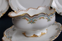 HAVILAND #24241 RIBBON BOW & BOUGH-  GRAVY BOAT   .....   https://www.jaapiesfinechinastore.com