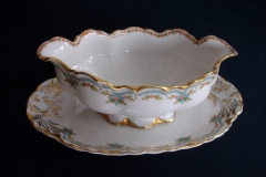 HAVILAND #24241 RIBBON BOW & BOUGH-  GRAVY BOAT   .....   https://www.jaapiesfinechinastore.com