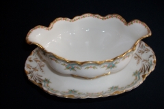 HAVILAND #24241 RIBBON BOW & BOUGH-  GRAVY BOAT   .....   https://www.jaapiesfinechinastore.com