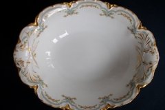 HAVILAND #24241 RIBBON BOW & BOUGH-  OVAL SERVING BOWL  .....   http://jaapiesfinechinastore.com