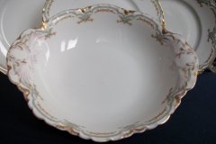 HAVILAND #24241 RIBBON BOW & BOUGH-  ROUND SERVING BOWL  .....   http://jaapiesfinechinastore.com