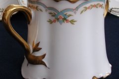 HAVILAND #24241 RIBBON BOW & BOUGH- COVERED SUGAR BOWL    .....   http://jaapiesfinechinastore.com
