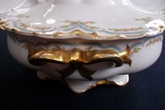 HAVILAND #24241 RIBBON BOW & BOUGH-  COVERED SERVING BOWL  .....   http://jaapiesfinechinastore.com