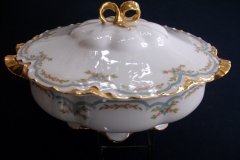 HAVILAND #24241 RIBBON BOW & BOUGH-  COVERED SERVING BOWL  .....   http://jaapiesfinechinastore.com