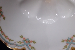 HAVILAND #24241 RIBBON BOW & BOUGH-  COVERED SERVING BOWL  .....   https://www.jaapiesfinechinastore.com