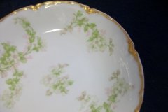 HAVILAND APPLE BLOSSOM SCH 61L-  BERRY BOWL ..... http://jaapiesfinechinastore.com