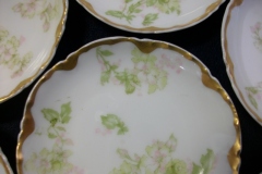 HAVILAND APPLE BLOSSOM SCH 61L-  BUTTER PAT ..... https://www.jaapiesfinechinastore.com