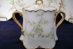 HAVILAND APPLE BLOSSOM SCH 61L- COVERED SUGAR BOWL   .....   http://jaapiesfinechinastore.com