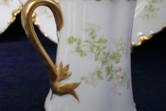 HAVILAND APPLE BLOSSOM SCH 61L- CREAMER   .....   https://www.jaapiesfinechinastore.com