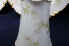 HAVILAND APPLE BLOSSOM SCH 61L- CREAMER   .....   https://www.jaapiesfinechinastore.com