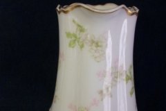 HAVILAND APPLE BLOSSOM SCH 61L- CREAMER   .....   http://jaapiesfinechinastore.com