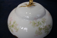 HAVILAND APPLE BLOSSOM SCH 61L- DOME & STRAINER FOR BUTTER DISH ..... https://www.jaapiesfinechinastore.com