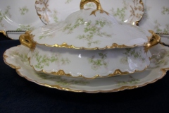 HAVILAND APPLE BLOSSOM SCH 61L- OVAL COVERED SERVING BOWL ..... https://www.jaapiesfinechinastore.com