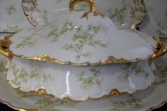 HAVILAND APPLE BLOSSOM SCH 61L- OVAL COVERED SERVING BOWL ..... http://jaapiesfinechinastore.com