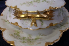 HAVILAND APPLE BLOSSOM SCH 61L- OVAL COVERED SERVING BOWL ..... https://www.jaapiesfinechinastore.com