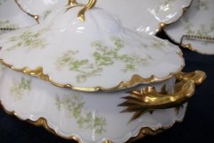 HAVILAND APPLE BLOSSOM SCH 61L- OVAL COVERED SERVING BOWL ..... http://jaapiesfinechinastore.com