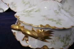 HAVILAND APPLE BLOSSOM SCH 61L- OVAL COVERED SERVING BOWL ..... http://jaapiesfinechinastore.com