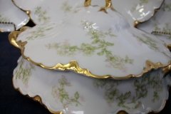 HAVILAND APPLE BLOSSOM SCH 61L-  ROUND COVERED SERVING BOWL ..... http://jaapiesfinechinastore.com