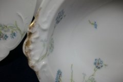 HAVILAND BLUE CORNFLOWER-  OVAL SERVING BOWL 9 7/8"  ..... http://jaapiesfinechinastore.com