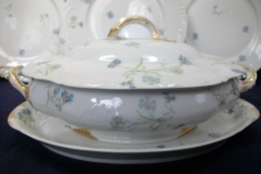 HAVILAND BLUE CORNFLOWER- COVERED SERVING BOWL #1 ..... https://www.jaapiesfinechinastore.com