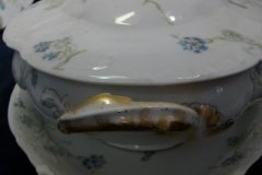 HAVILAND BLUE CORNFLOWER- COVERED SERVING BOWL #1 ..... http://jaapiesfinechinastore.com