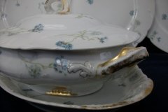 HAVILAND BLUE CORNFLOWER- COVERED SERVING BOWL #1 ..... http://jaapiesfinechinastore.com
