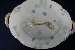 HAVILAND BLUE CORNFLOWER- COVERED SERVING BOWL #1 ..... https://www.jaapiesfinechinastore.com