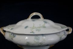 HAVILAND BLUE CORNFLOWER- COVERED SERVING BOWL #1 ..... http://jaapiesfinechinastore.com