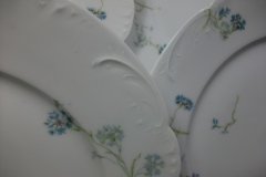 HAVILAND BLUE CORNFLOWER- DINNER PLATE 10 1/8" ..... http://jaapiesfinechinastore.com