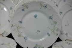 HAVILAND BLUE CORNFLOWER- SALAD PLATE 8 1/8" ..... http://jaapiesfinechinastore.com