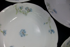 HAVILAND BLUE CORNFLOWER-  BERRY BOWL ..... https://www.jaapiesfinechinastore.com