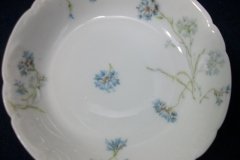 HAVILAND BLUE CORNFLOWER-  BERRY BOWL ..... http://jaapiesfinechinastore.com
