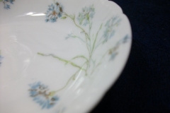 HAVILAND BLUE CORNFLOWER-  BERRY BOWL ..... https://www.jaapiesfinechinastore.com