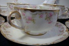 HAVILAND FLORAL GARLAND SCH 525- CUP & SAUCER ..... http://jaapiesfinechinastore.com
