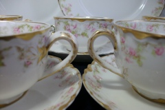 HAVILAND FLORAL GARLAND SCH 525- CUP & SAUCER ..... https://www.jaapiesfinechinastore.com