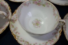 HAVILAND FLORAL GARLAND SCH 525- CUP & SAUCER ..... https://www.jaapiesfinechinastore.com