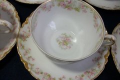 HAVILAND FLORAL GARLAND SCH 525- CUP & SAUCER ..... http://jaapiesfinechinastore.com
