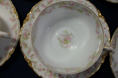 HAVILAND FLORAL GARLAND SCH 525- CUP & SAUCER ..... https://www.jaapiesfinechinastore.com