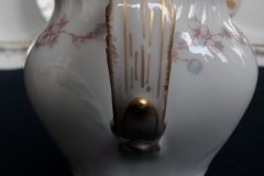 HAVILAND CFH-GDM AUTUMN-  CREAMER   .....   http://jaapiesfinechinastore.com
