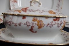 HAVILAND-CFH/GDM AUTUMN- COVERED GRAVY/SAUCE BOAT   .....   http://jaapiesfinechinastore.com