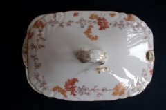 HAVILAND-CFH/GDM AUTUMN- COVERED GRAVY/SAUCE BOAT   .....   http://jaapiesfinechinastore.com