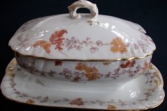 HAVILAND-CFH/GDM AUTUMN- COVERED GRAVY/SAUCE BOAT   .....   http://jaapiesfinechinastore.com