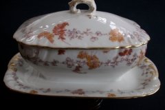 HAVILAND-CFH/GDM AUTUMN- COVERED GRAVY/SAUCE BOAT   .....   http://jaapiesfinechinastore.com