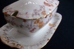 HAVILAND-CFH/GDM AUTUMN- COVERED GRAVY/SAUCE BOAT   .....   http://jaapiesfinechinastore.com